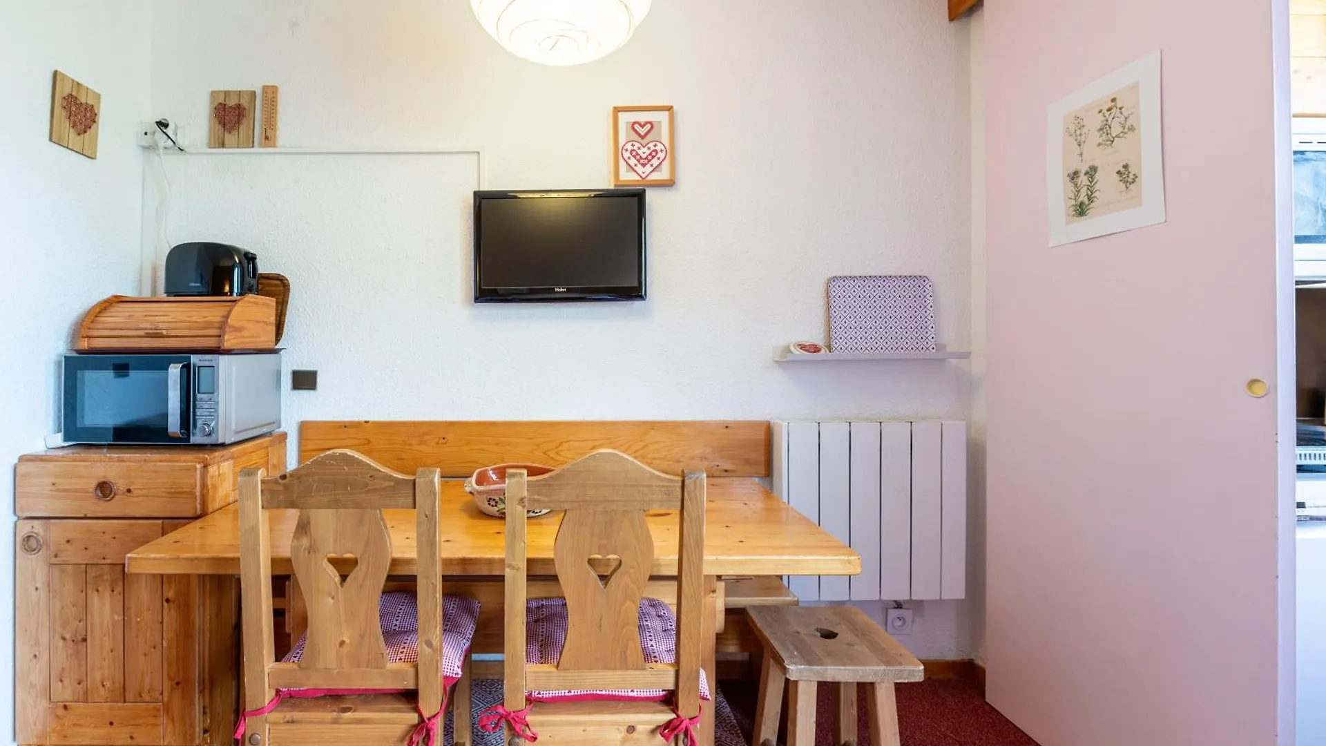 Apartment Appartement Le Creux De L'Ours Les Allues France